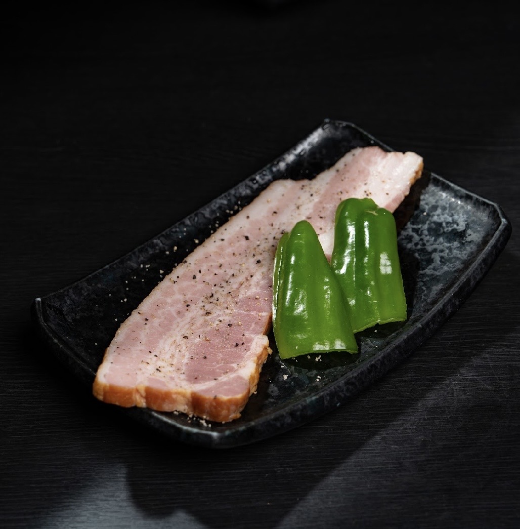 ベーコンステーキの盛り付け