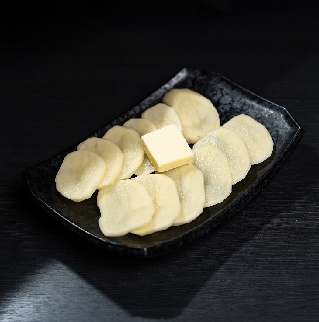 じゃがバターの盛り付け